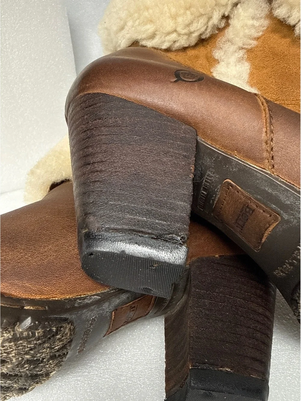 Born Women’s Brown Leather Shearling Cuff Ankle Boots Size 9